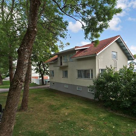Majoitushuoneisto Tuomipuisto Apartment นานตาลี ภายนอก รูปภาพ
