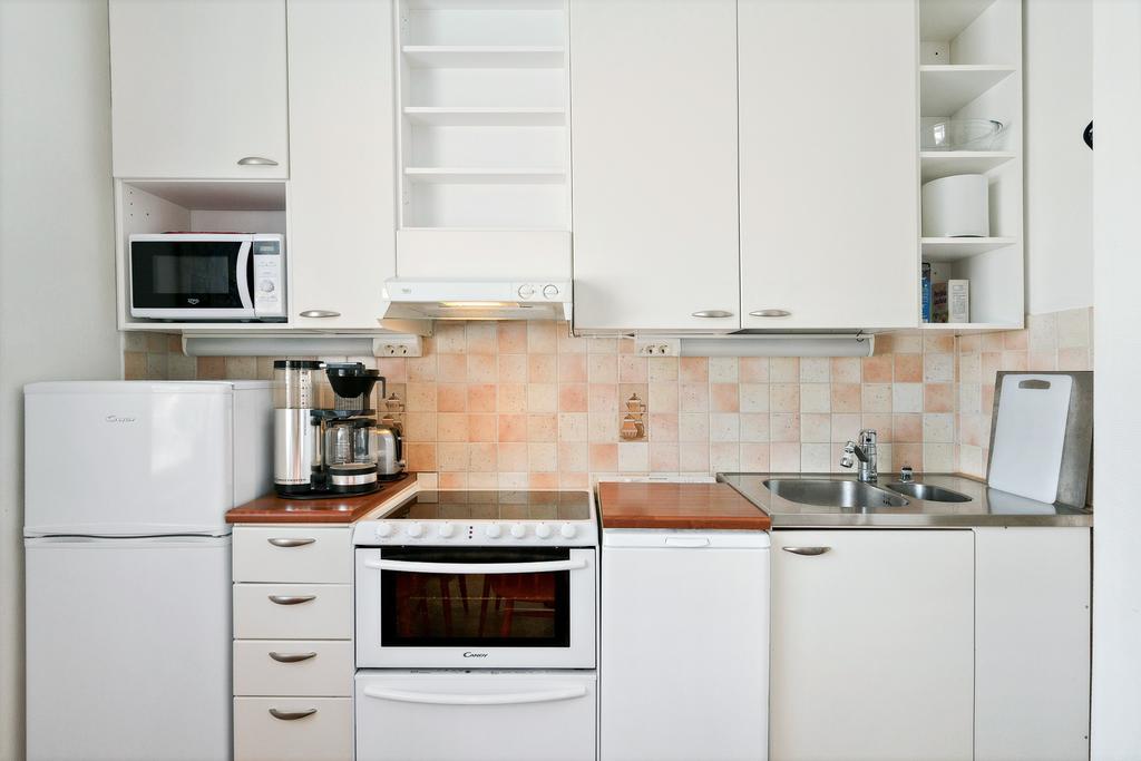 Majoitushuoneisto Tuomipuisto Apartment นานตาลี ภายนอก รูปภาพ