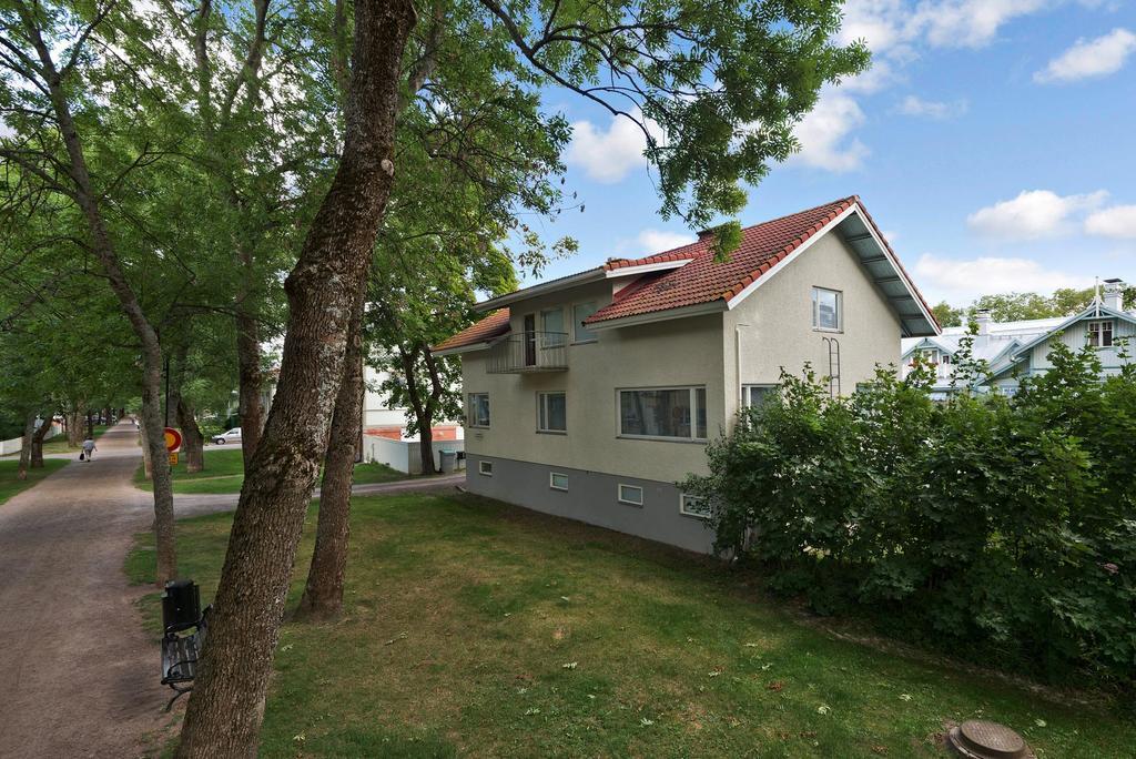 Majoitushuoneisto Tuomipuisto Apartment นานตาลี ภายนอก รูปภาพ