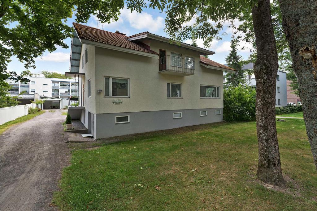 Majoitushuoneisto Tuomipuisto Apartment นานตาลี ภายนอก รูปภาพ